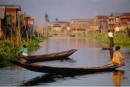人,河船,茵莱湖,缅甸