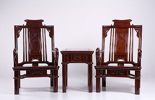 中国传统家具圈桌和圈椅