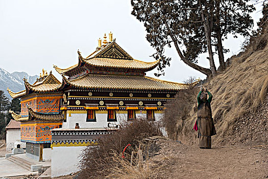 甘肃甘南地区,郎木寺,朝拜者,徐学哲摄影,尼康,年,月