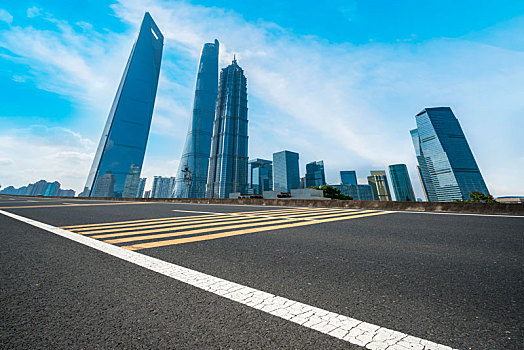 上海商业大厦写字楼和城市道路交通
