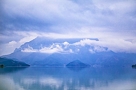 泸沽湖风光