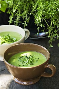 豌豆汤,药草,汤杯