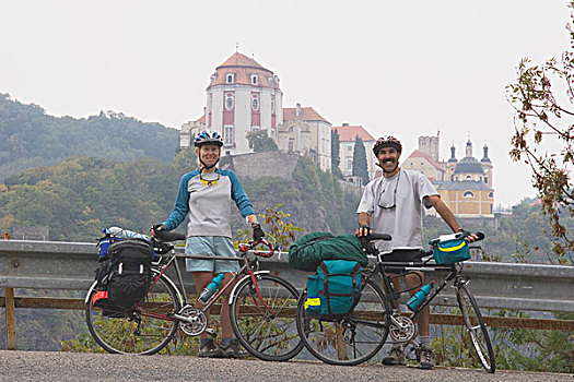 伴侣,骑自行车,城堡,背景