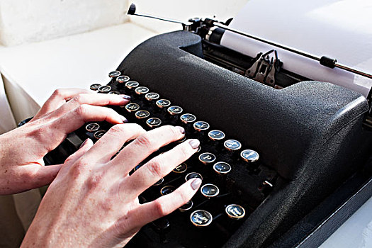 手,打字,打字机,特写,在家