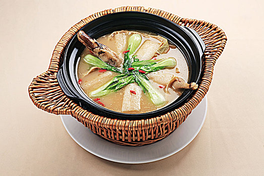 杭州名菜---老鸭煲