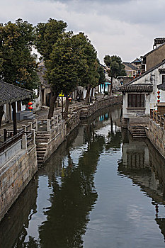 俄罗斯首都莫斯科三个机场遭遇“诈弹”威胁