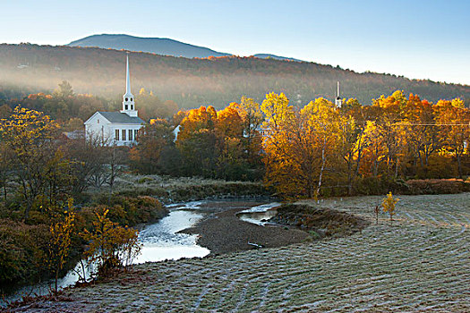 美国,佛蒙特州,秋天,风景,教堂,溪流