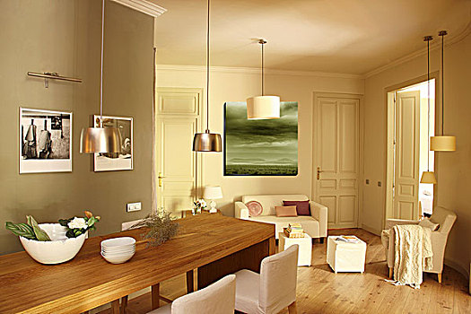 长,木质,餐桌,正面,墙壁彩绘,休闲,区域,白色,家具,传统,室内