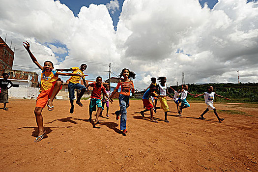 brazil,bahia,salvador,children,running,during,art,in,all,of,us,activity,favela