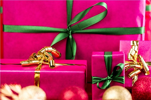 四个,圣诞节,礼物,包装,朴素,绛红