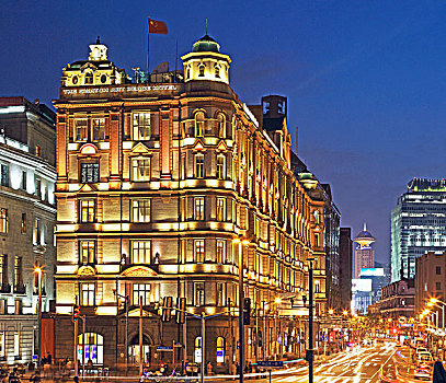 上海外滩原汇中饭店大楼,后为和平饭店南楼,现为斯沃琪和平饭店当代艺术中心