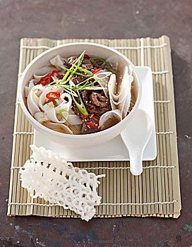 米线,汤,牛肉,辣椒,韩国