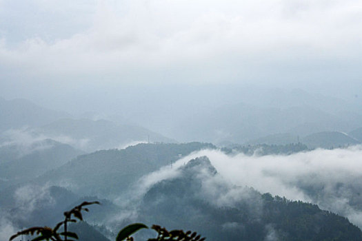 重庆酉阳,雨后清晨乡村美