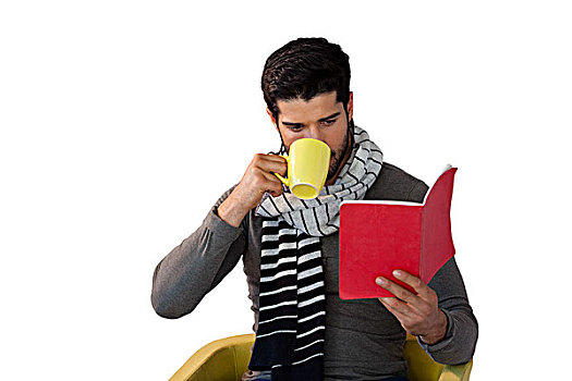 男人,读,书本,咖啡,白色背景