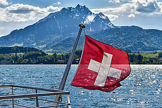 瑞士国旗,栏杆,风景,皮拉图斯,瑞士,欧洲