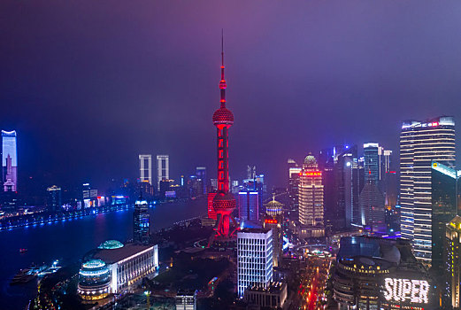 雨夜航拍上海陆家嘴和外滩