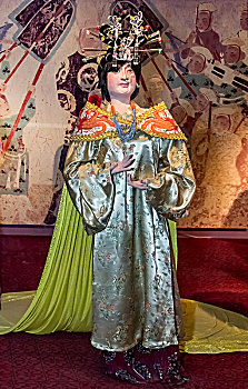 西夏王朝皇后雕像建筑景观