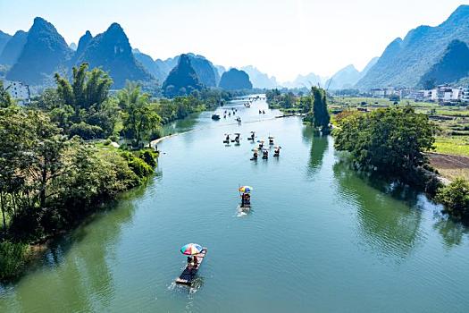 中国广西桂林阳朔生态遇龙河景区风光