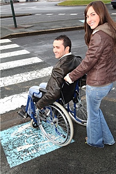 女人,帮助,朋友,轮椅,街道