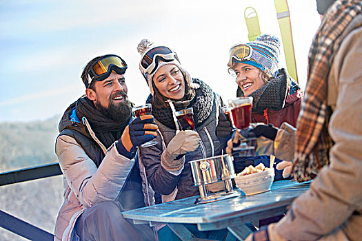 滑雪,朋友,喝,吃,露台,桌子