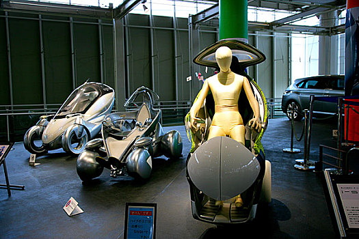 丰田汽车会馆里丰田汽车公司展示的丰田概念车