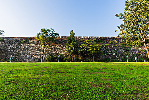 南京玄武湖明城墙