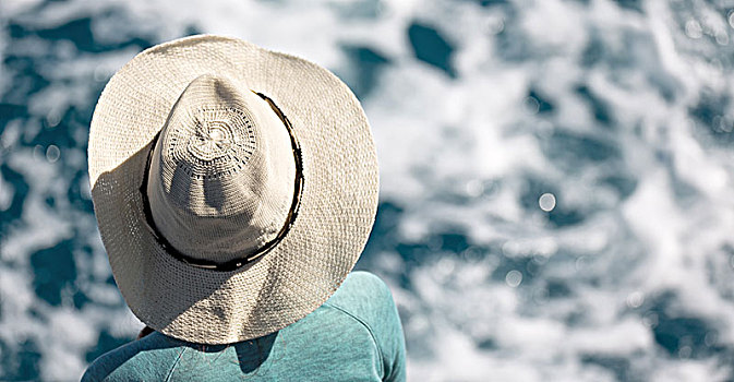 未知,女人,帽子,看,海洋,度假,概念