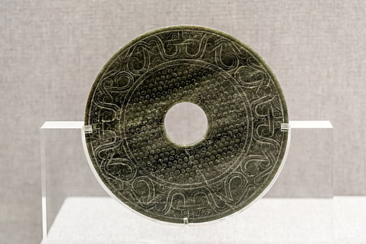 河南省洛陽博物館館藏文物東漢夔龍紋玉璧