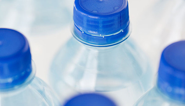特写,塑料瓶,饮用水