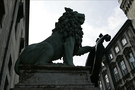 剪影,狮子,青铜,雕塑,入口,慕尼黑,上巴伐利亚,德国,欧洲