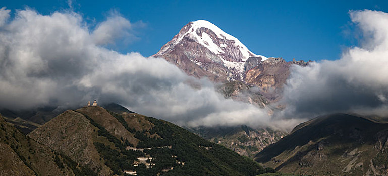 kazbegi,georgia,高加索山脉第三高峰,格鲁吉亚