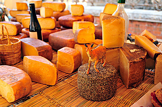 山羊乳酪,市场货摊,马略卡岛,巴利阿里群岛,西班牙,欧洲