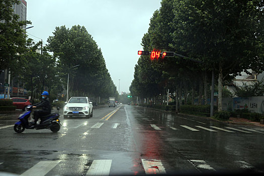 山东省日照市,12号台风,梅花,裹挟风雨来袭,生产生活秩序受影响