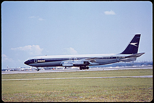 航线,波音,喷气客机,起飞,飞机跑道,迈阿密,佛罗里达,美国,20世纪60年代,飞机,航空,运输,旅行,历史