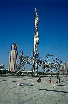 河北省石家庄市人民广场雕塑