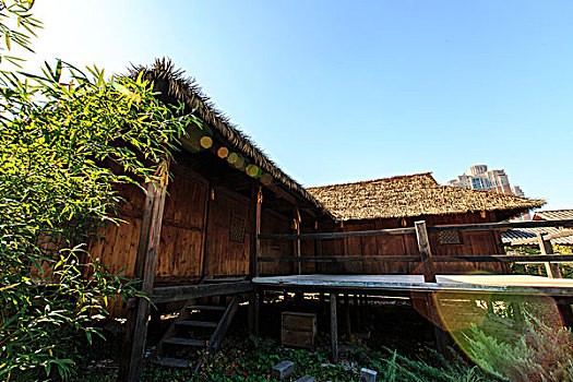 拉祜族建筑图片