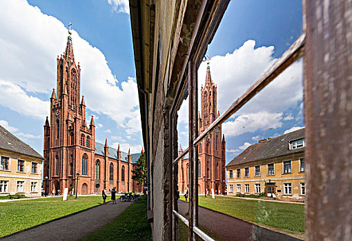 德国,梅克伦堡前波莫瑞州,教堂,反射,回廊,建筑