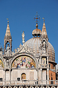 威尼斯圣马克广场钟楼