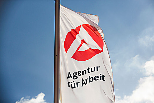 旗帜,正面,新建筑,职业介绍所,科隆,北莱茵威斯特伐利亚,德国,欧洲