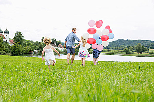 家庭,跑,地点,气球