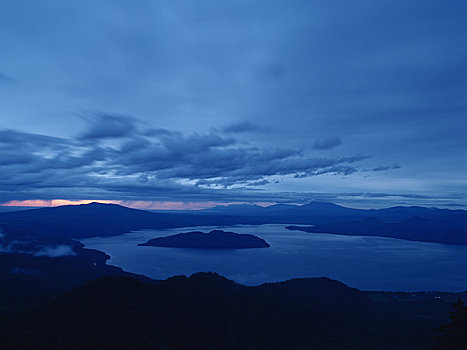 屈斜路湖,黎明