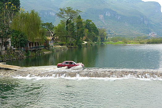 水中橋