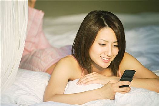 年轻,日本人,女孩,沟通,朋友,手机