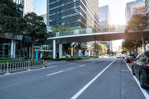 宁波南部商务区现代建筑和广场街道