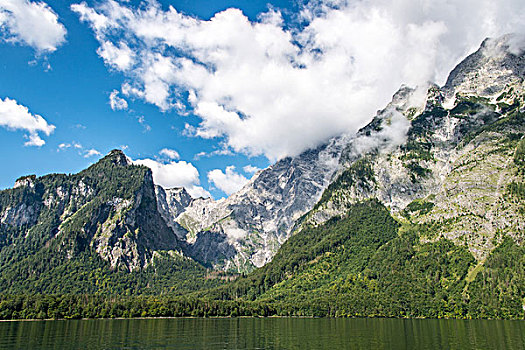 湖,瓦茨曼山,山丘,国家公园,贝希特斯加登地区,上巴伐利亚,巴伐利亚,德国,欧洲