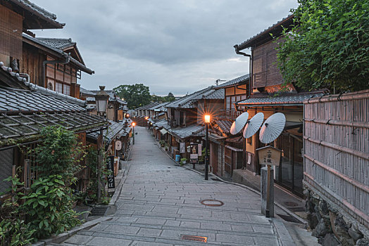 日本京都二年坂三年坂复古街道日出景观