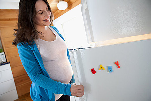 孕妇,冰箱