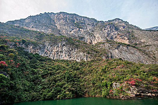 重庆巫山大宁河小三峡峡谷群山