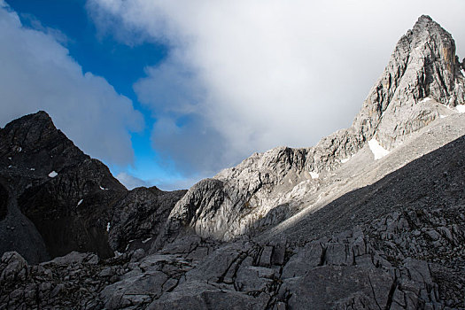 玉龙雪山