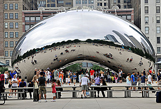 游客,站立,正面,云,大门,雕塑,豆,广场,千禧公园,芝加哥,伊利诺斯,美国